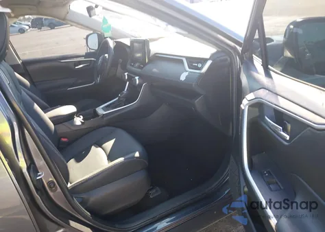 2021 Toyota Rav4 Xle Premium из США, поврежденный, VIN 2T3C1RFV8MC171714